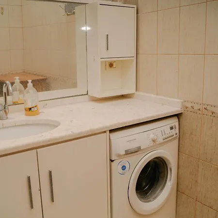 Comfortable Flat In New Bazaar Apartamento