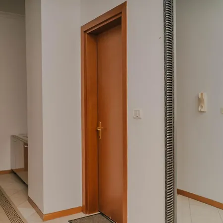 Comfortable Flat In New Bazaar Tirana