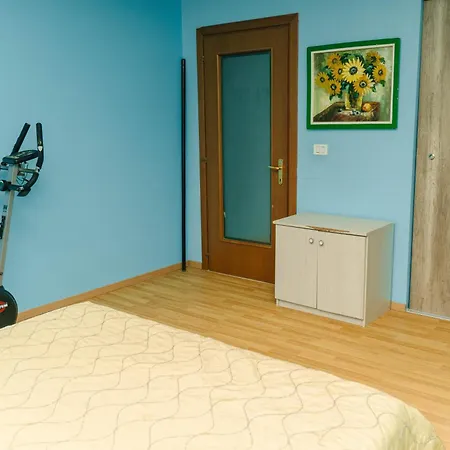 Comfortable Flat In New Bazaar Tirana